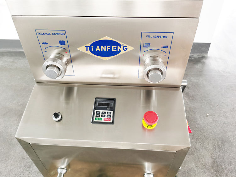 ফার্মাসিউটিক্যাল ট্যাবলেট উৎপাদনের জন্য 480×635×1100 মিমি ২.২ কিলোওয়াট স্বয়ংক্রিয় ট্যাবলেট প্রেস মেশিন