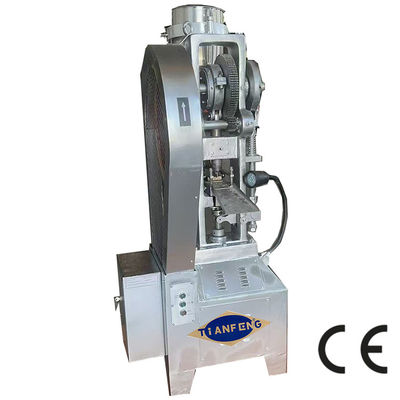 একক স্তর ট্যাবলেট আউটপুট ট্যাবলেট প্রেস মেশিন সঙ্গে 2800Pcs / ঘন্টা ক্ষমতা